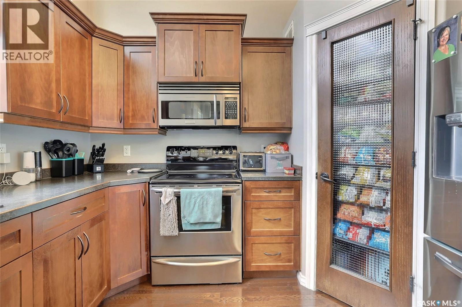 2433 Jameson CRESCENT