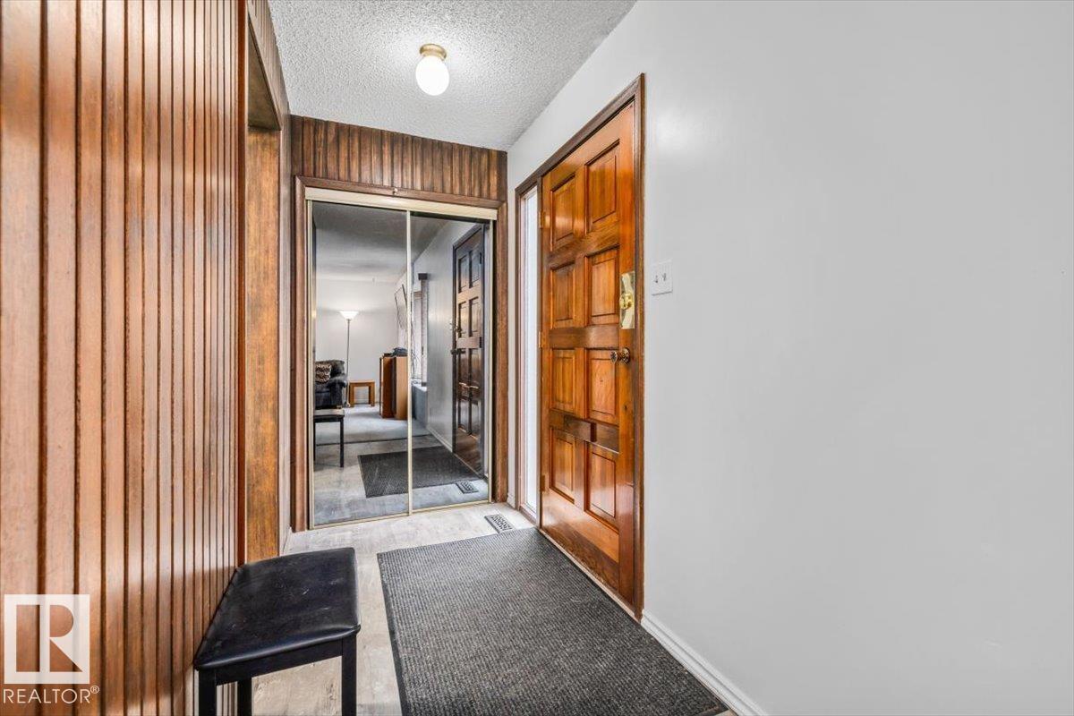 11428 79 AV NW