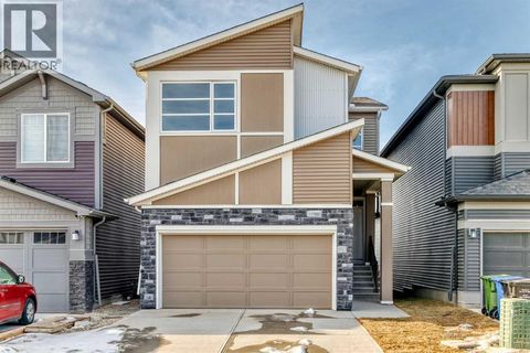 31 Lucas Passage NW Calgary AB T3P1Z4