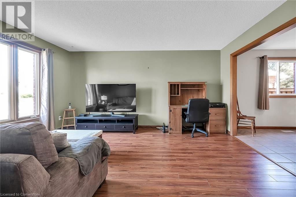 43 JAMIESON Drive