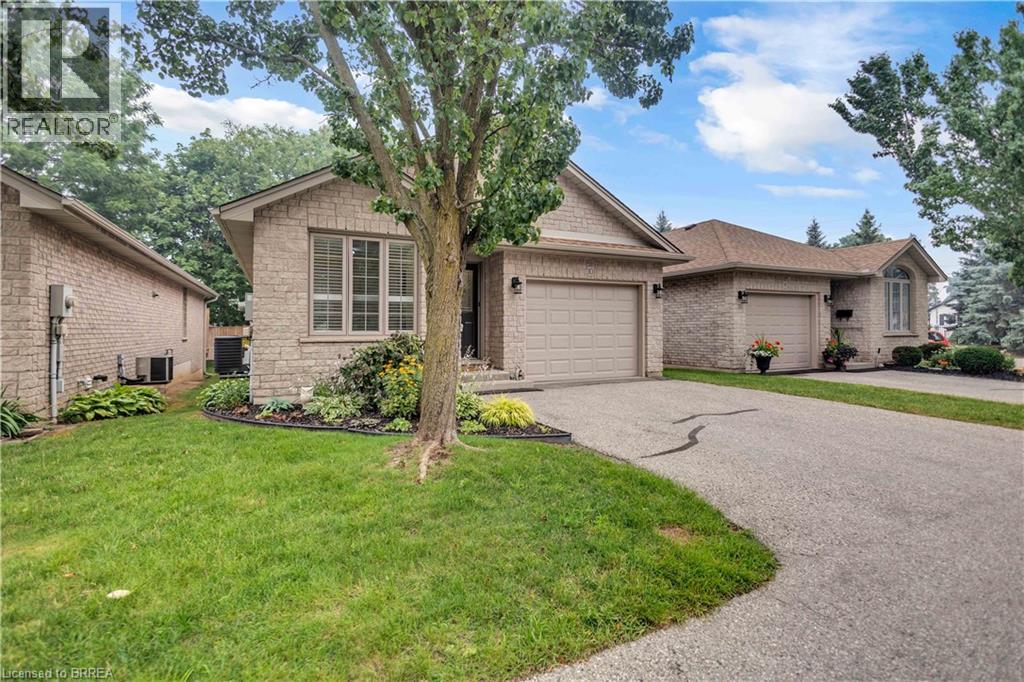 73 MORTON Avenue Unit# 10