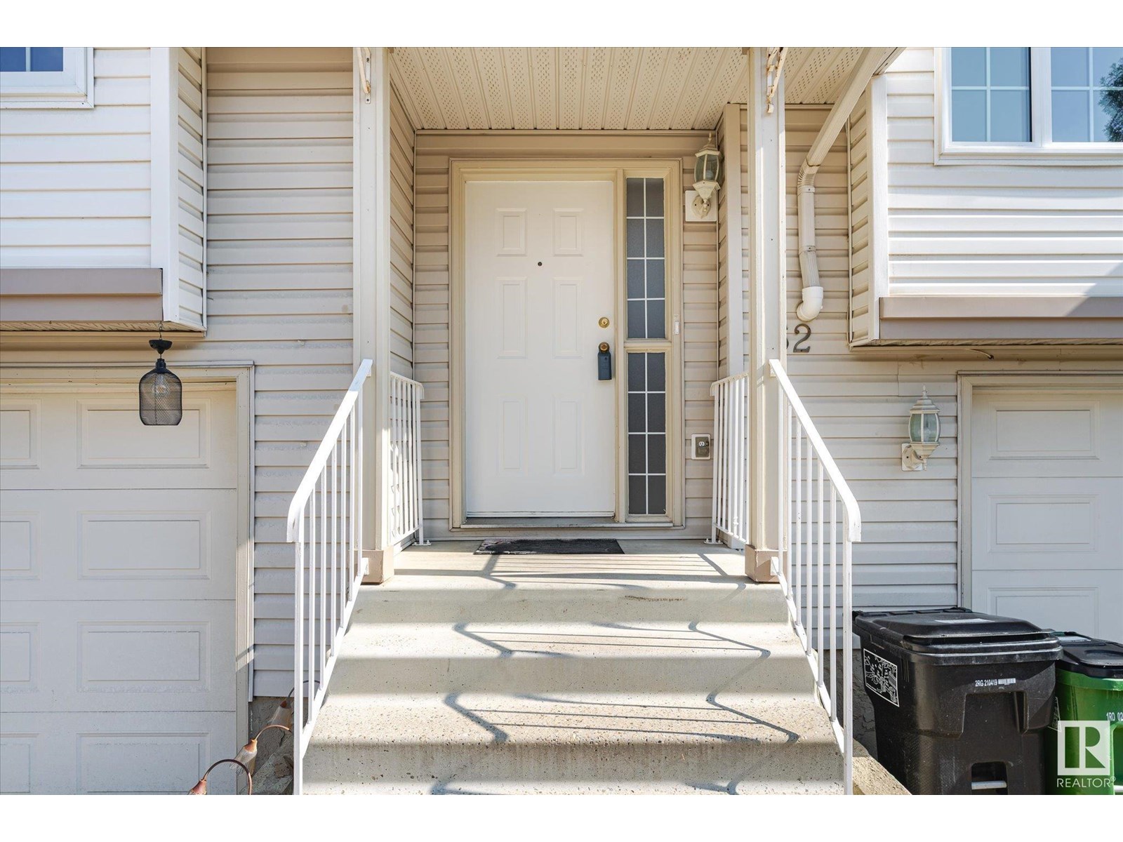 #52 9630 176 ST NW