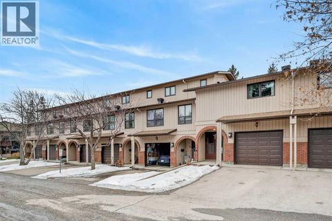 14 Canterbury Gardens SW Calgary AB T2W2S9