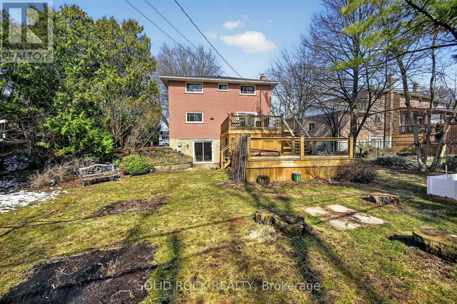 209 REYNOLDS DRIVE E