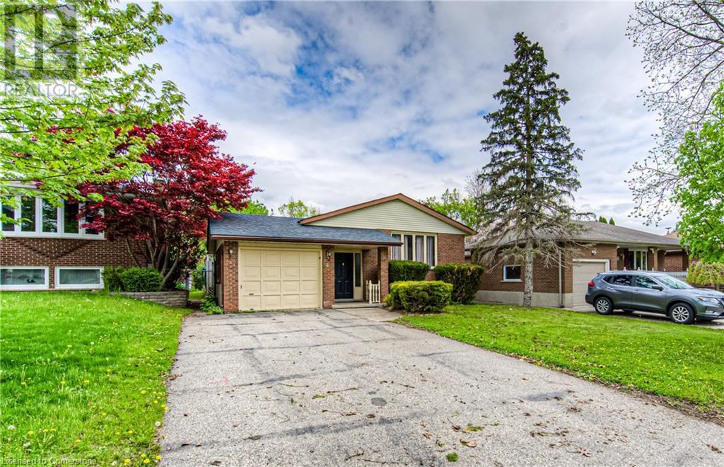 46 ORCHARD MILL Crescent
