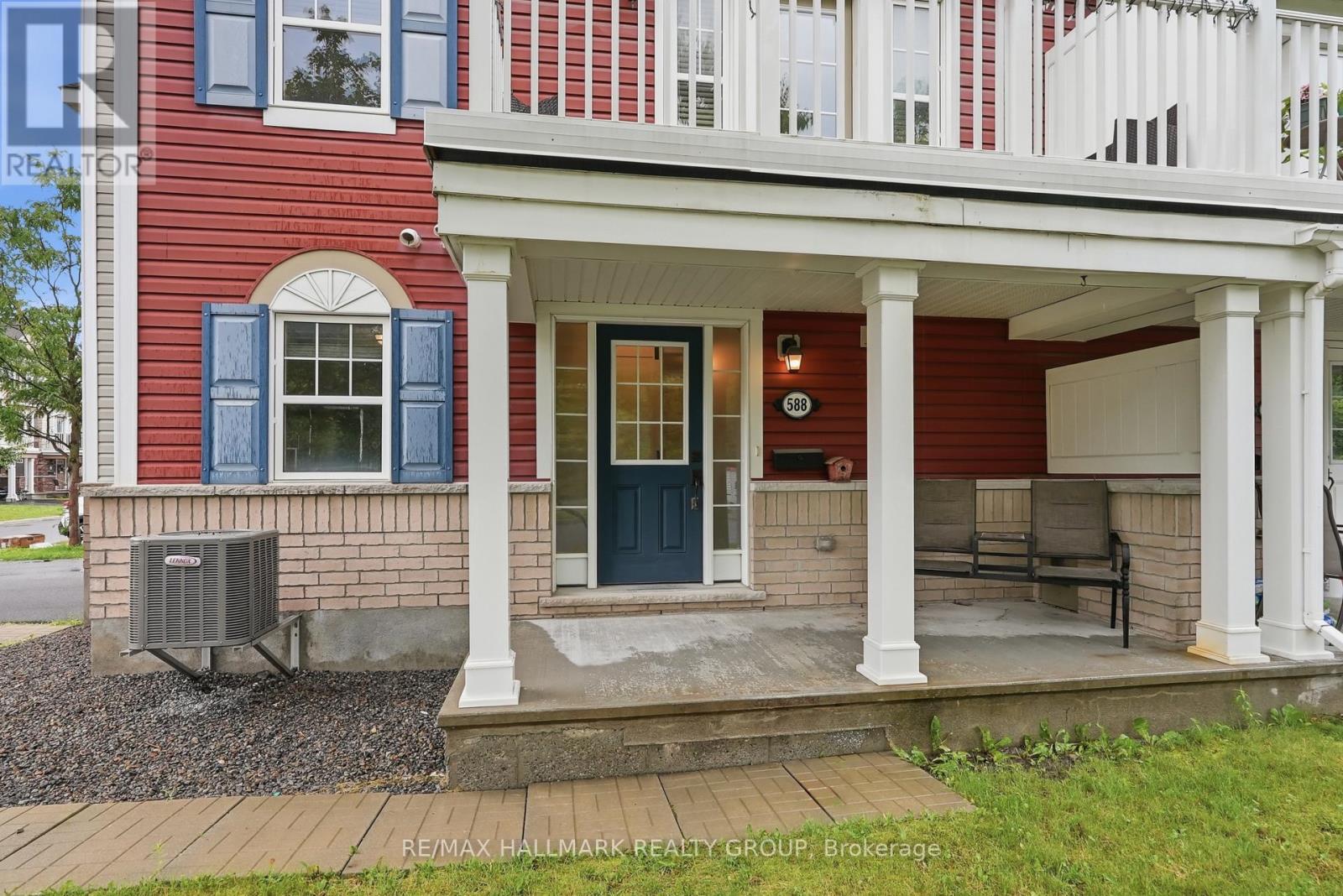 588 FOXLIGHT CIRCLE