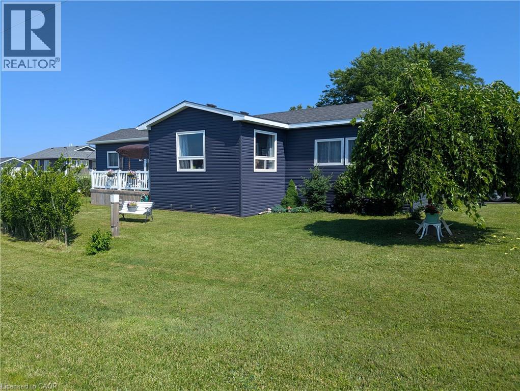Photo 1 of 31 — 27 CRANBERRY Drive, Ashfield-Colborne-Wawanosh, ON N7A3Y3