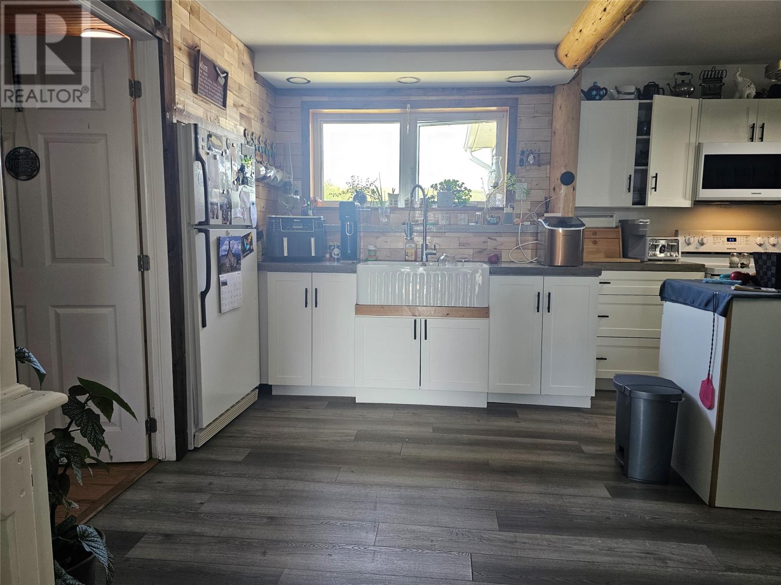 3 Dennis Road