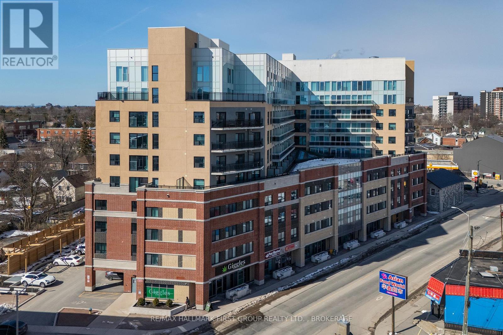 1020 - 652 PRINCESS STREET