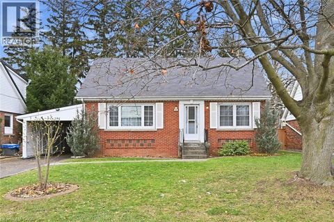 291 MERLE Avenue Burlington ON L7T2T8