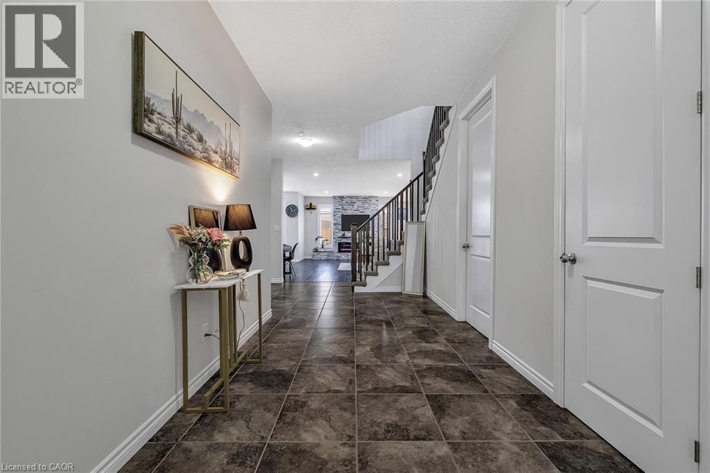 297 THOMAS SLEE Drive