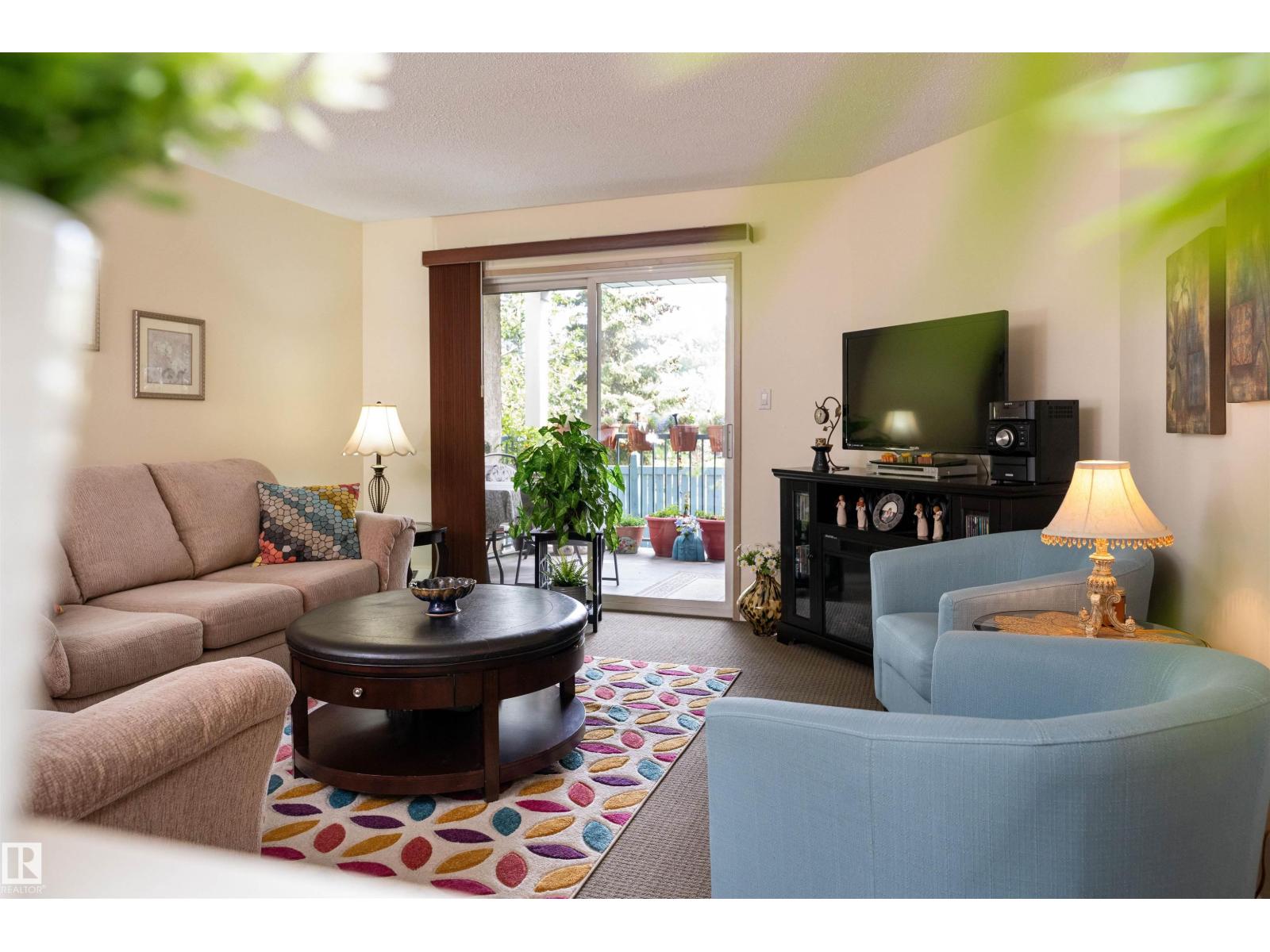 #237 2520 50 ST NW