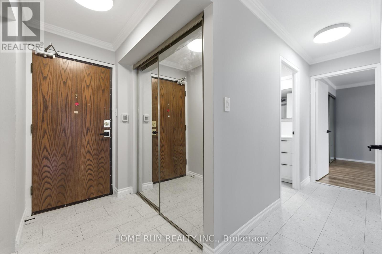 104 - 151 BAY STREET