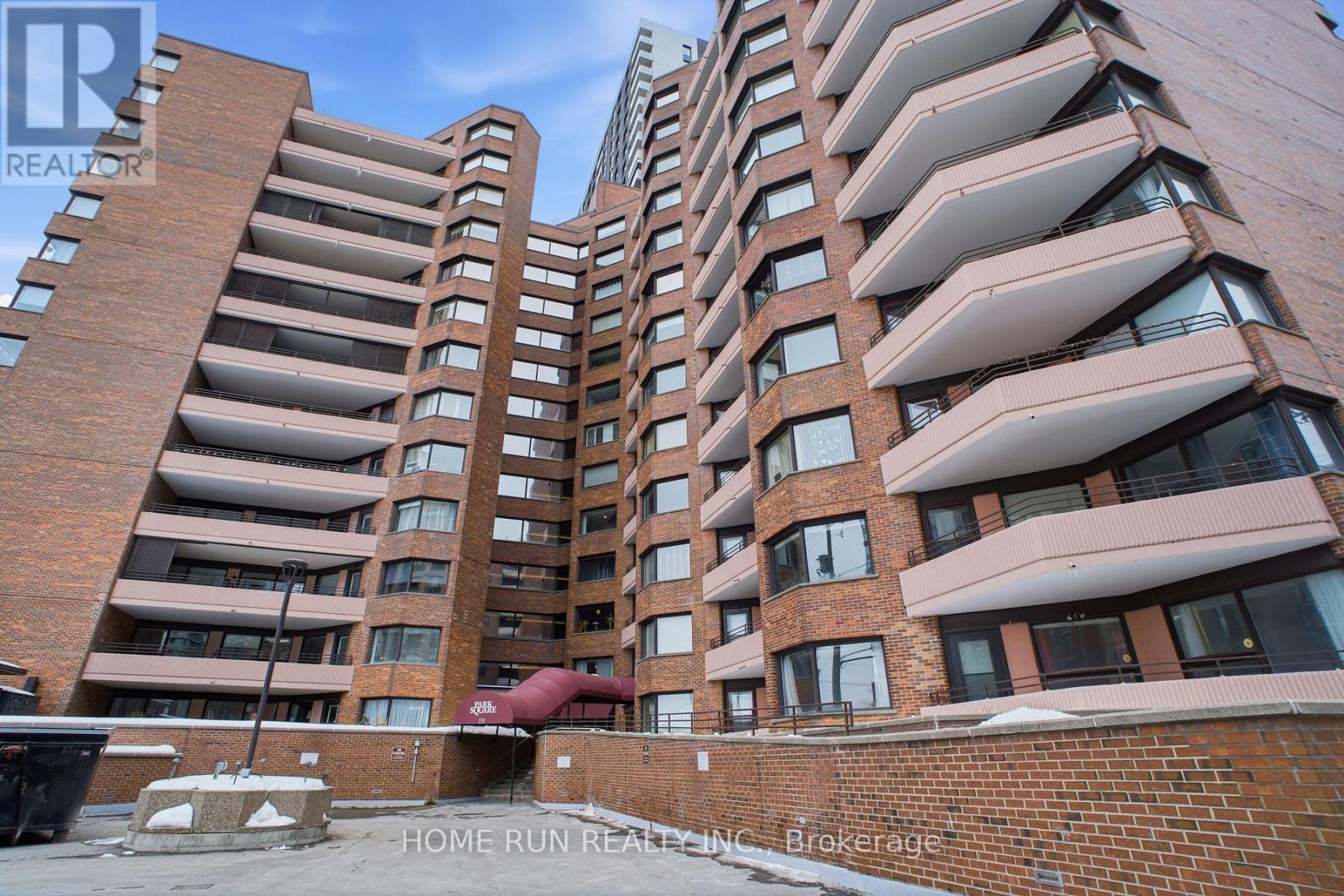 104 - 151 BAY STREET