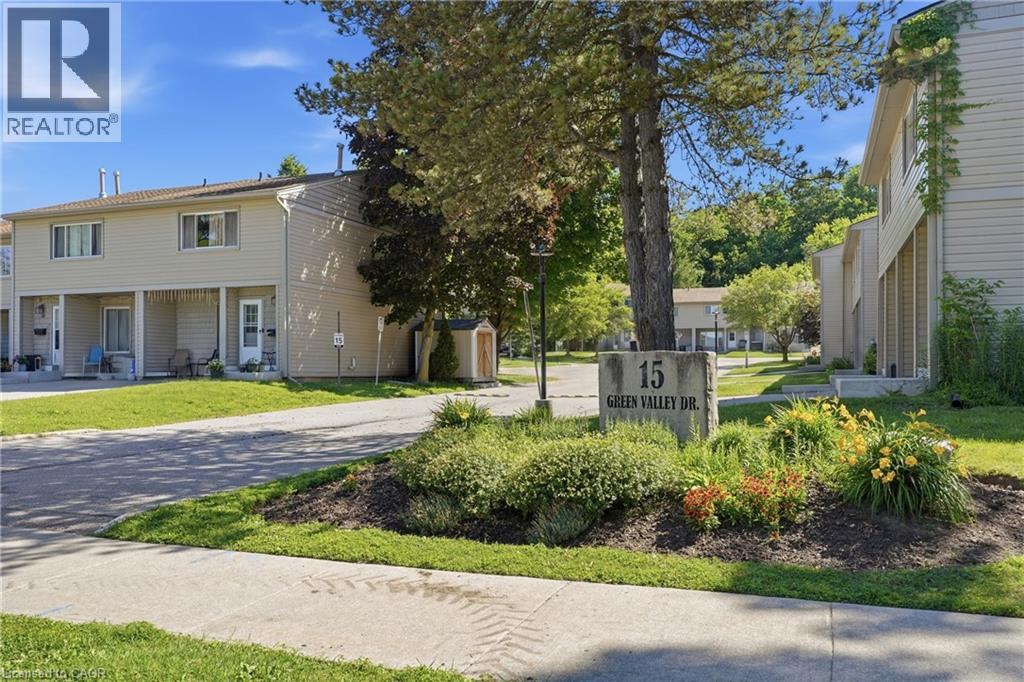 15 GREEN VALLEY Drive Unit# 34