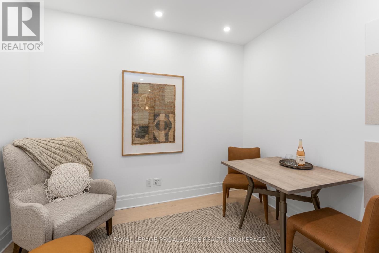 618 - 129B SOUTH STREET