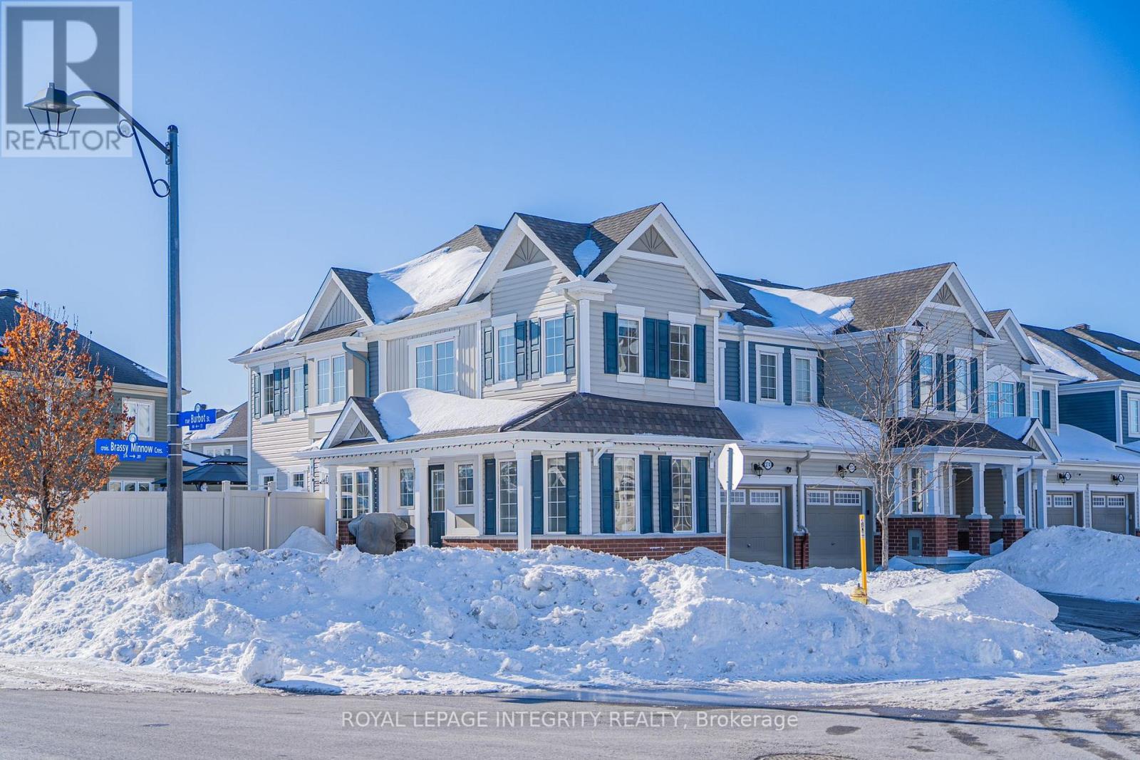 274 BRASSY MINNOW CRESCENT