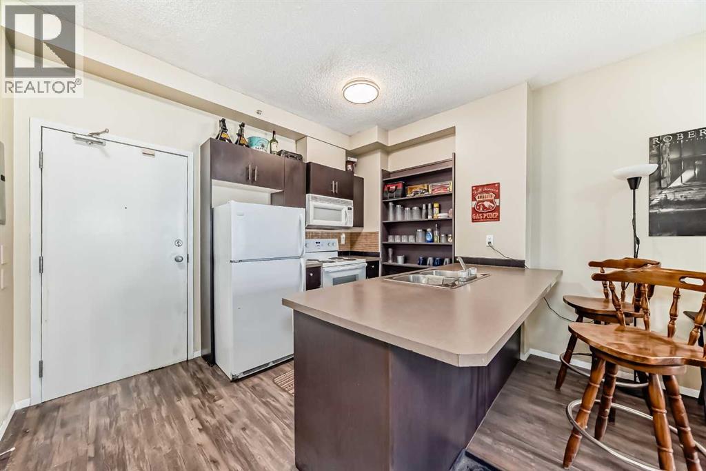 3309, 73 Erin Woods Court SE
