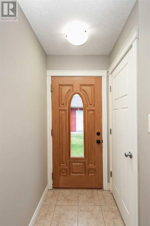 6, 893 Mt Sundance Manor W