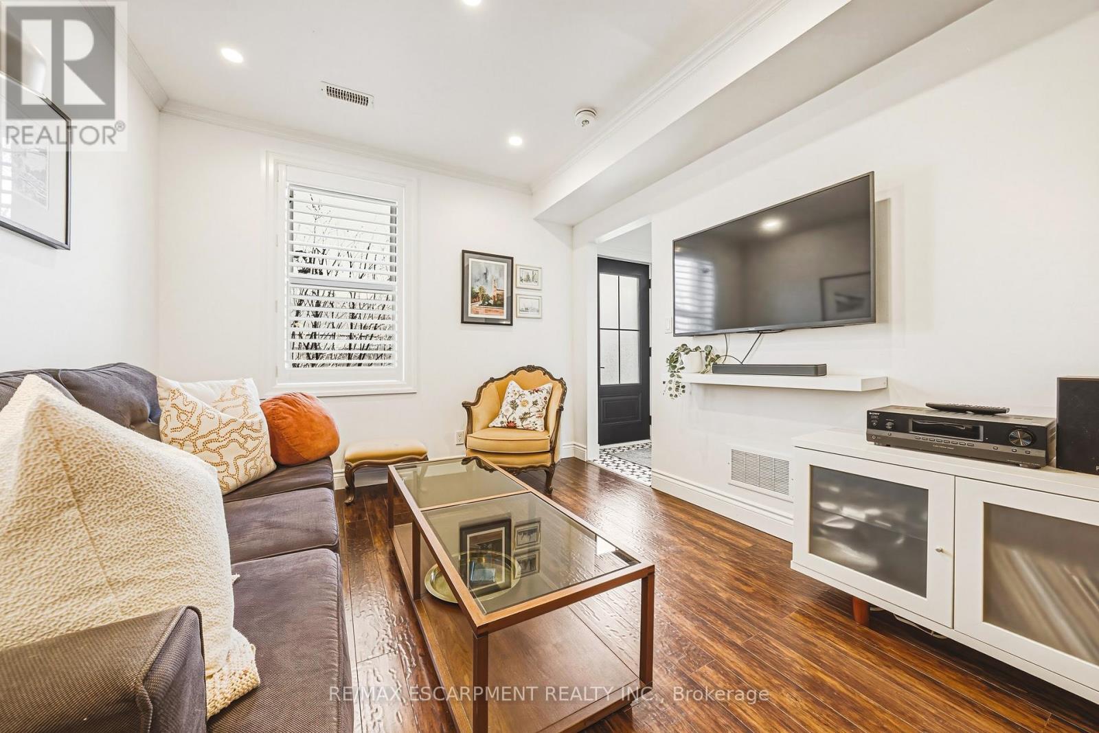 153 ELGIN STREET