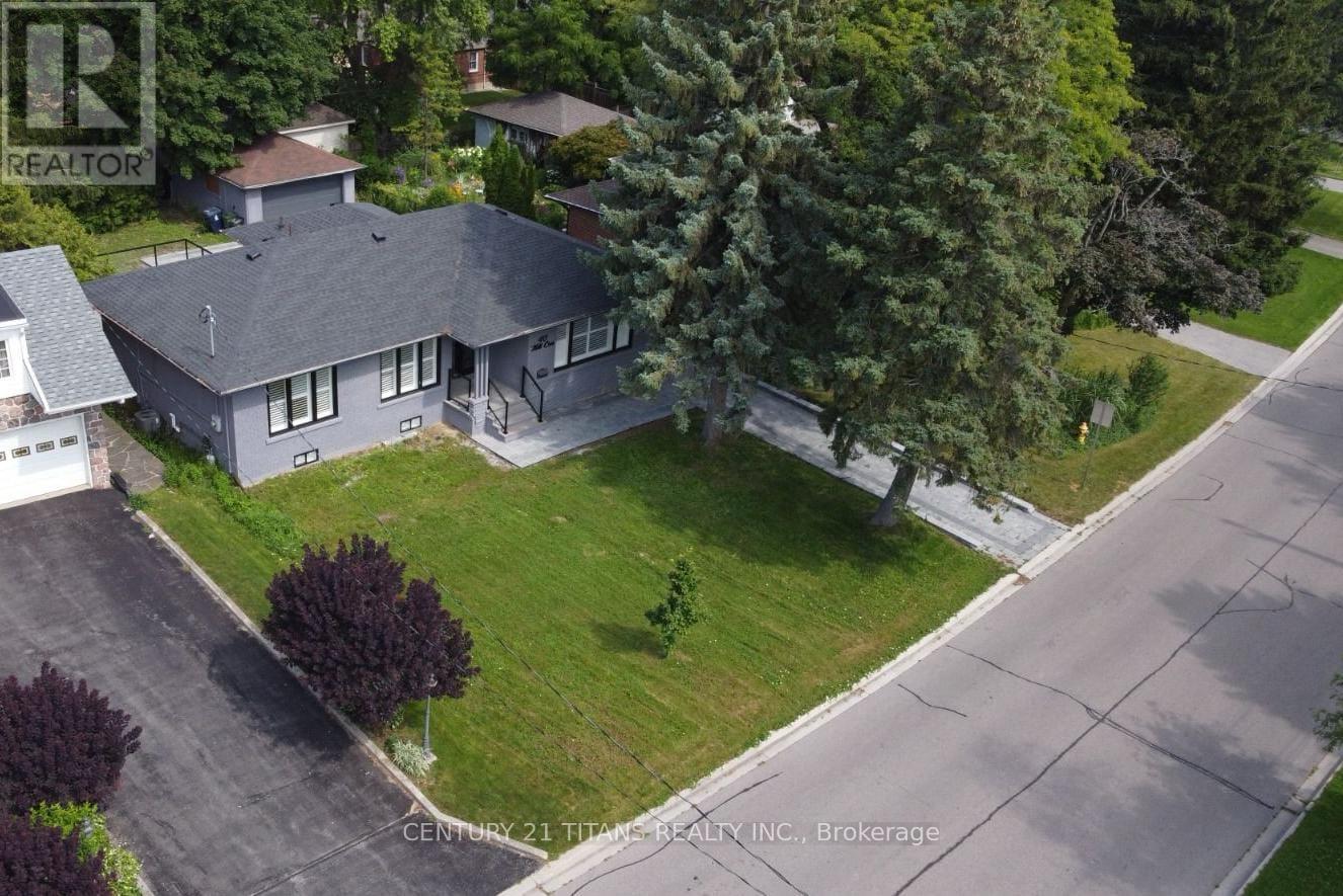 40 HILL CRESCENT