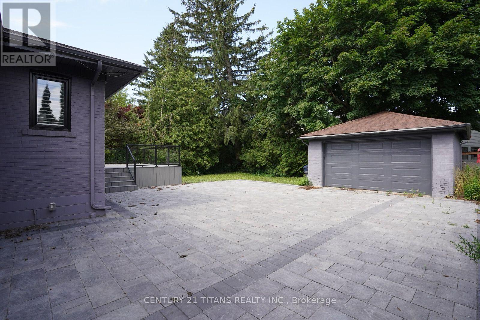 40 HILL CRESCENT