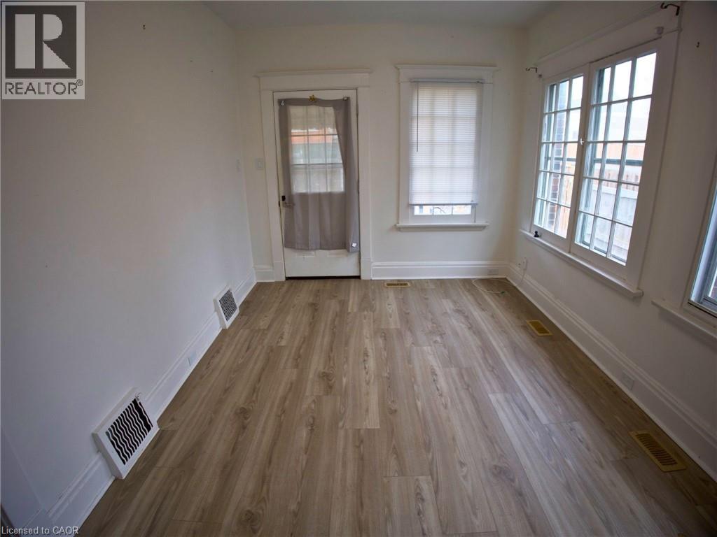 511 KING Street Unit# B