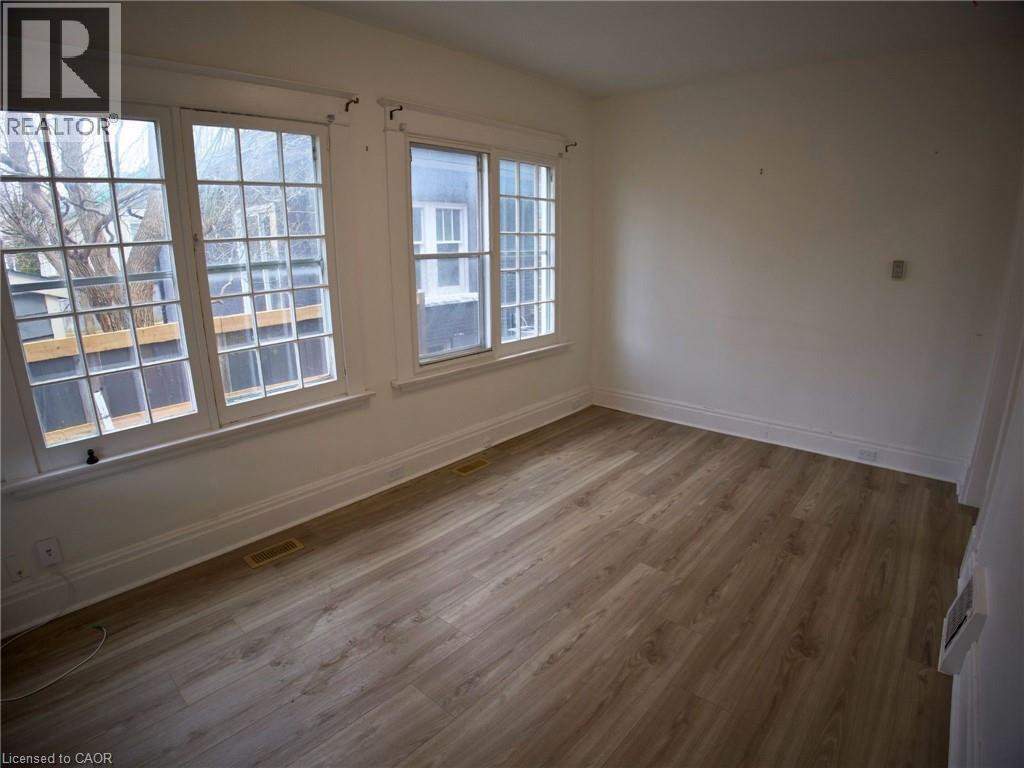 511 KING Street Unit# B