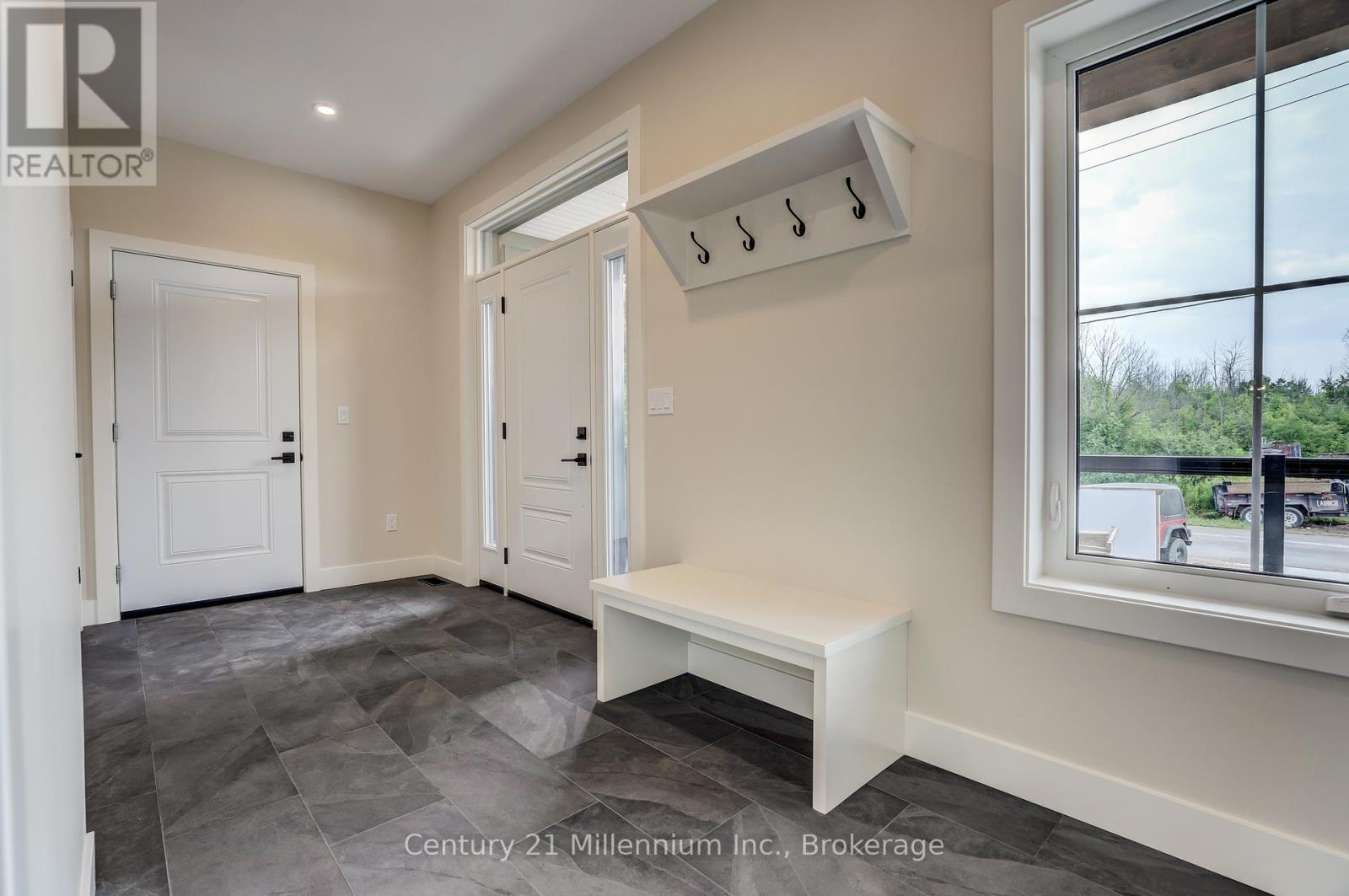 15 GRENVILLE STREET N