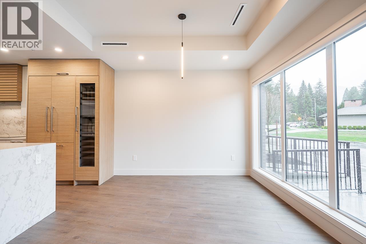 3161 CANFIELD CRESCENT