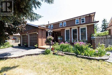 17 SOUTHVIEW DRIVE Vaughan (Concord) ON L4K2K8