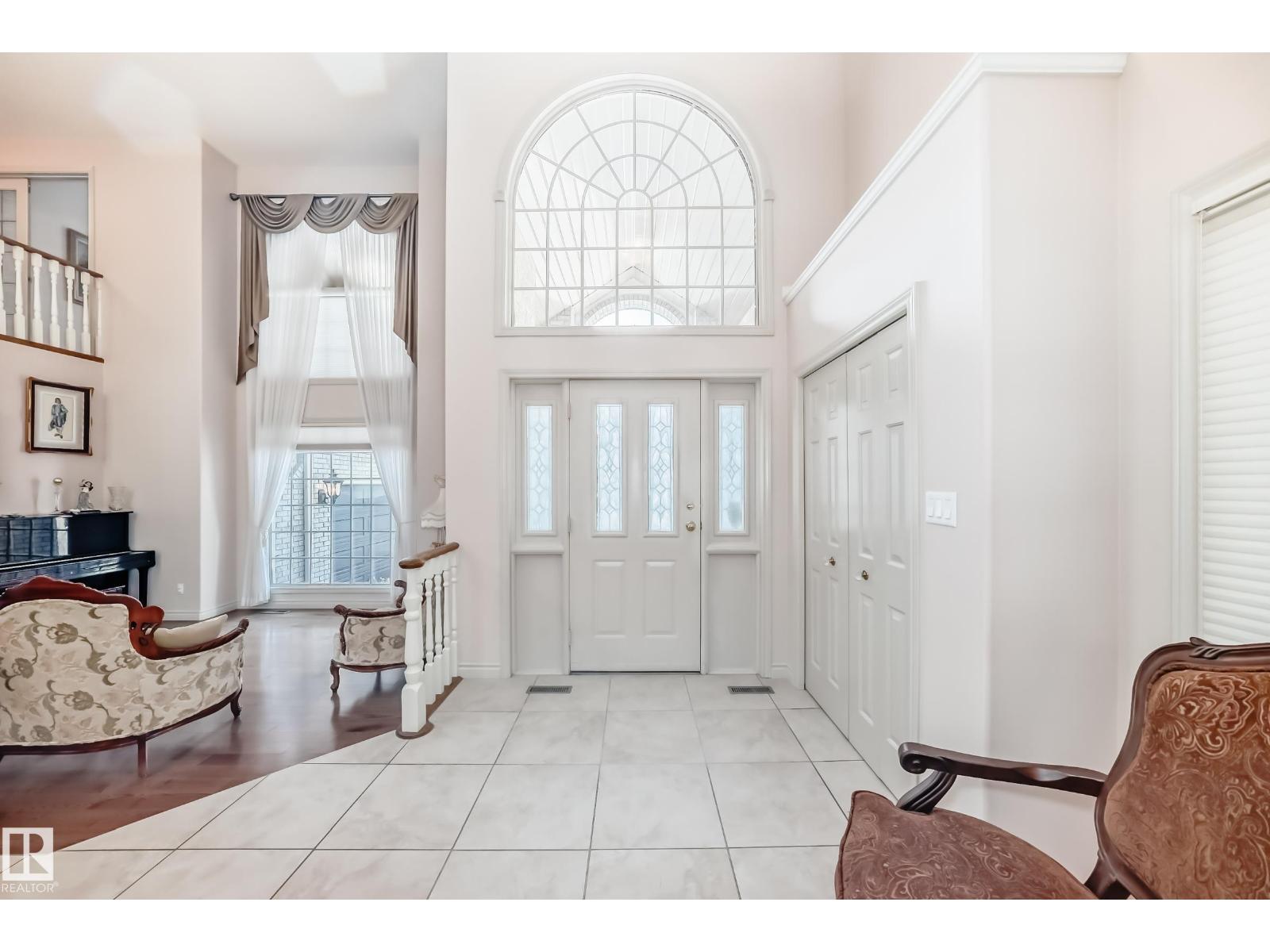 17416 53 AV NW