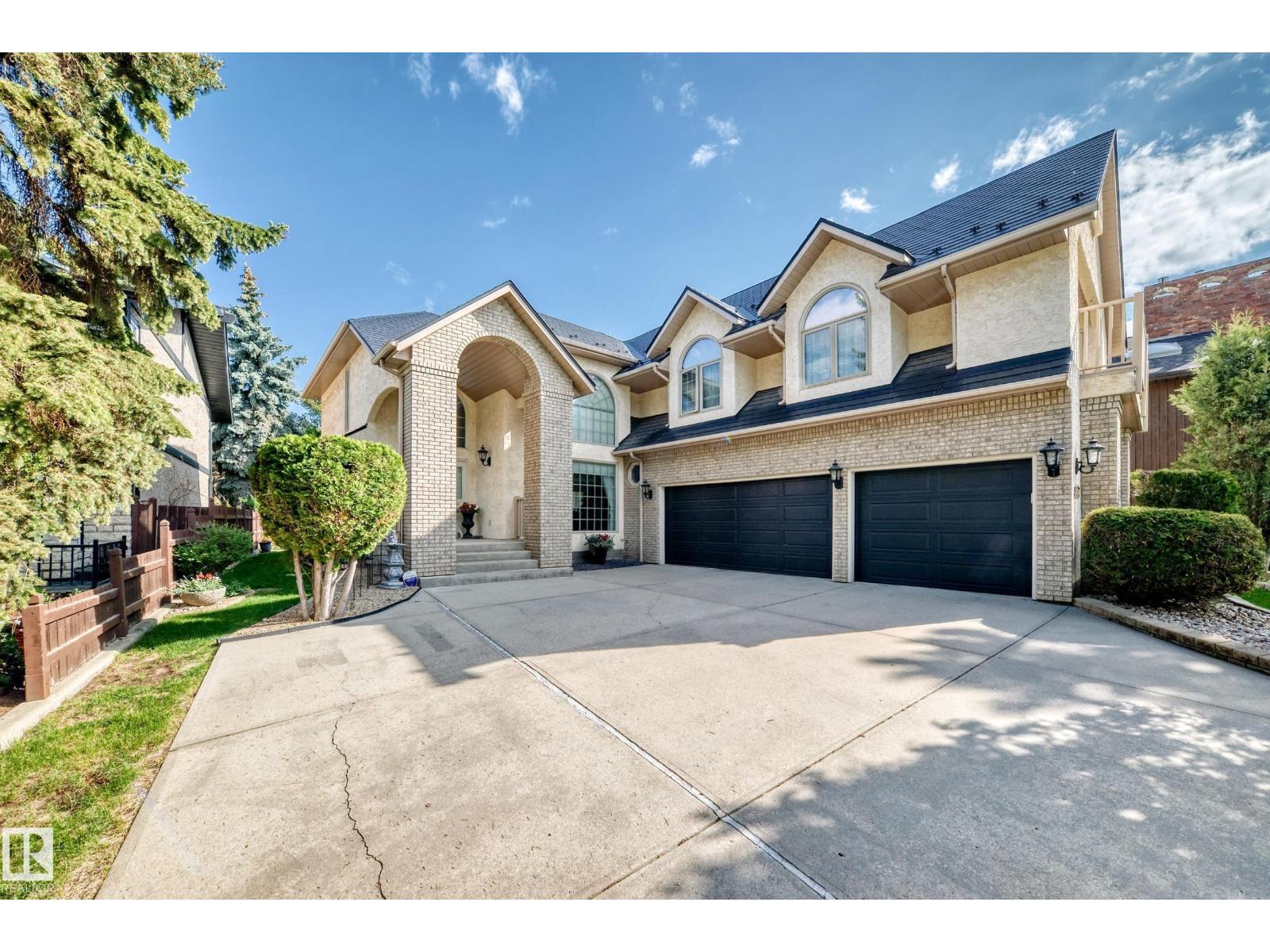 17416 53 AV NW