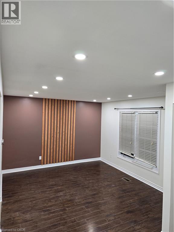 446 SPRINGBANK Avenue