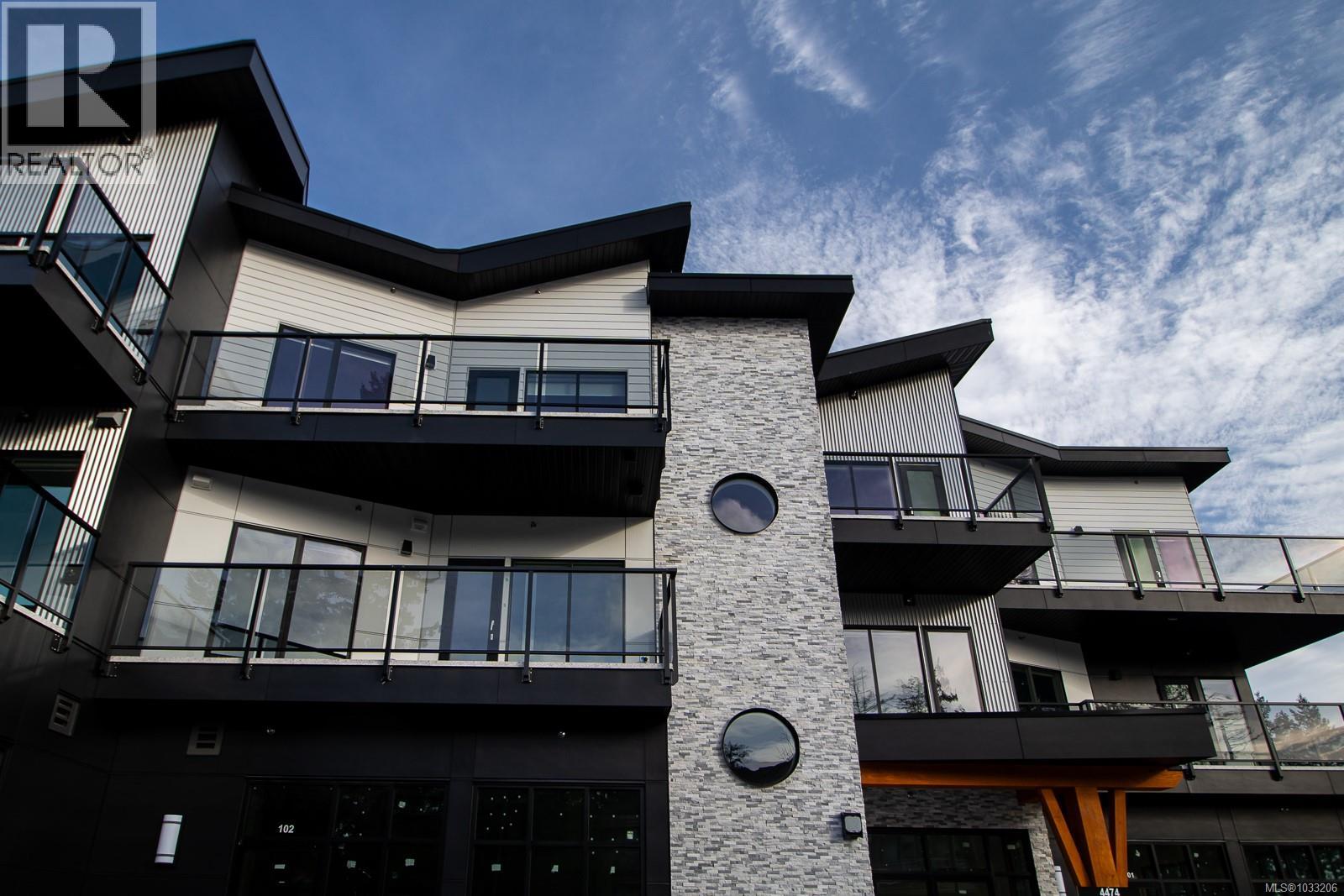 301 4474 Wellington Rd