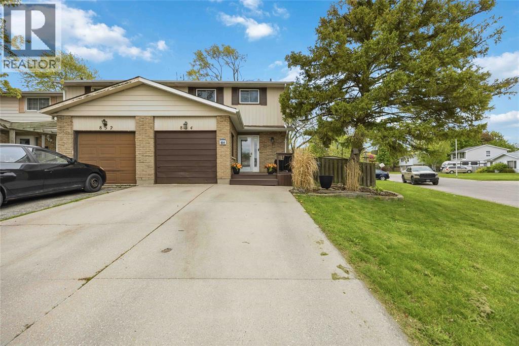 854 Lanark CRESCENT