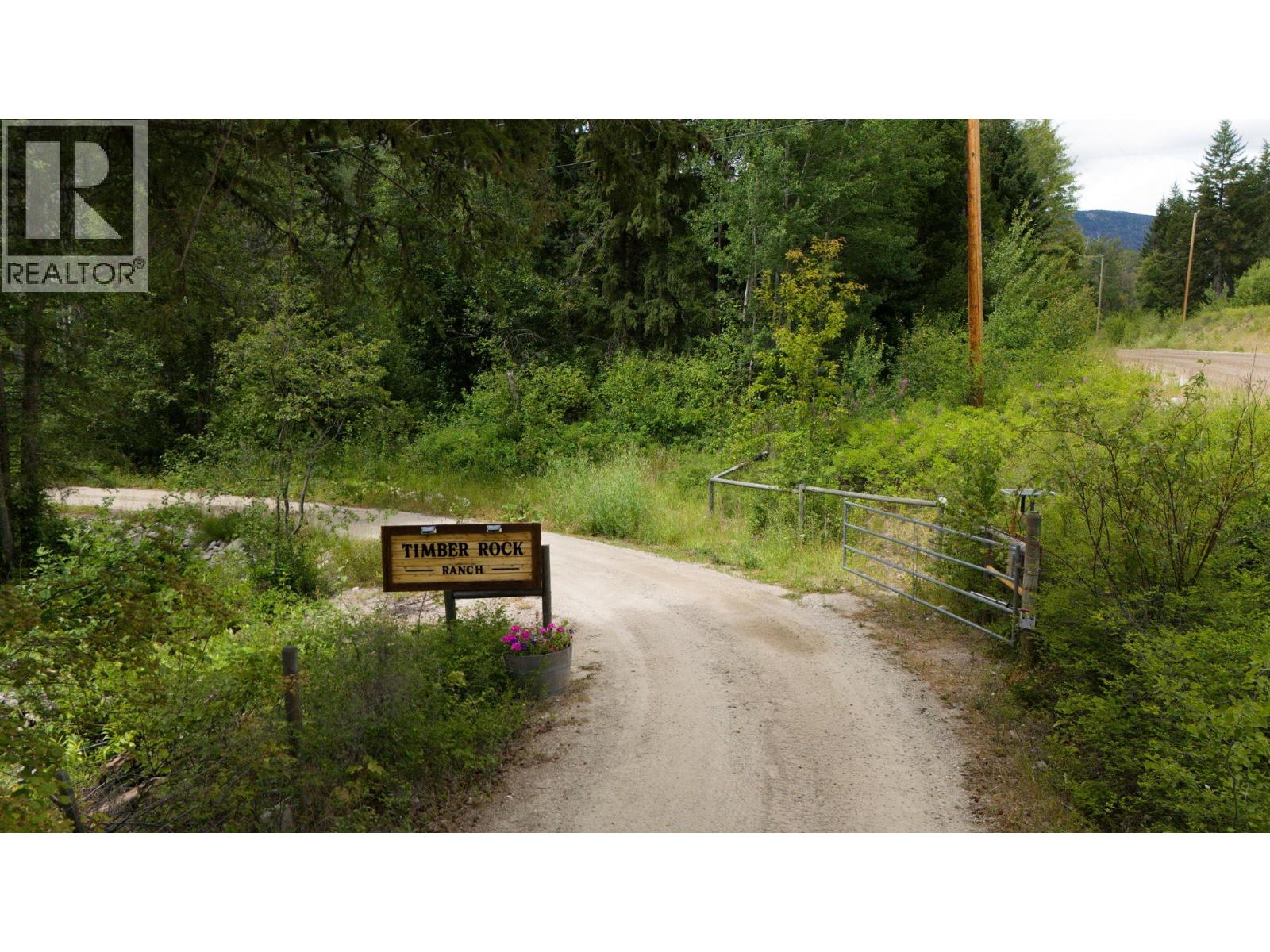 1124 FISH LAKE Road W