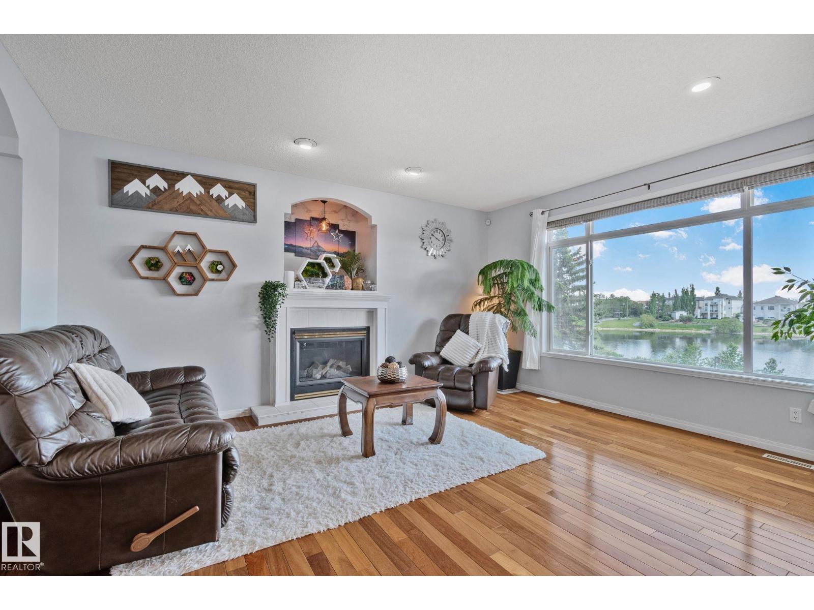 13411 149 AV NW