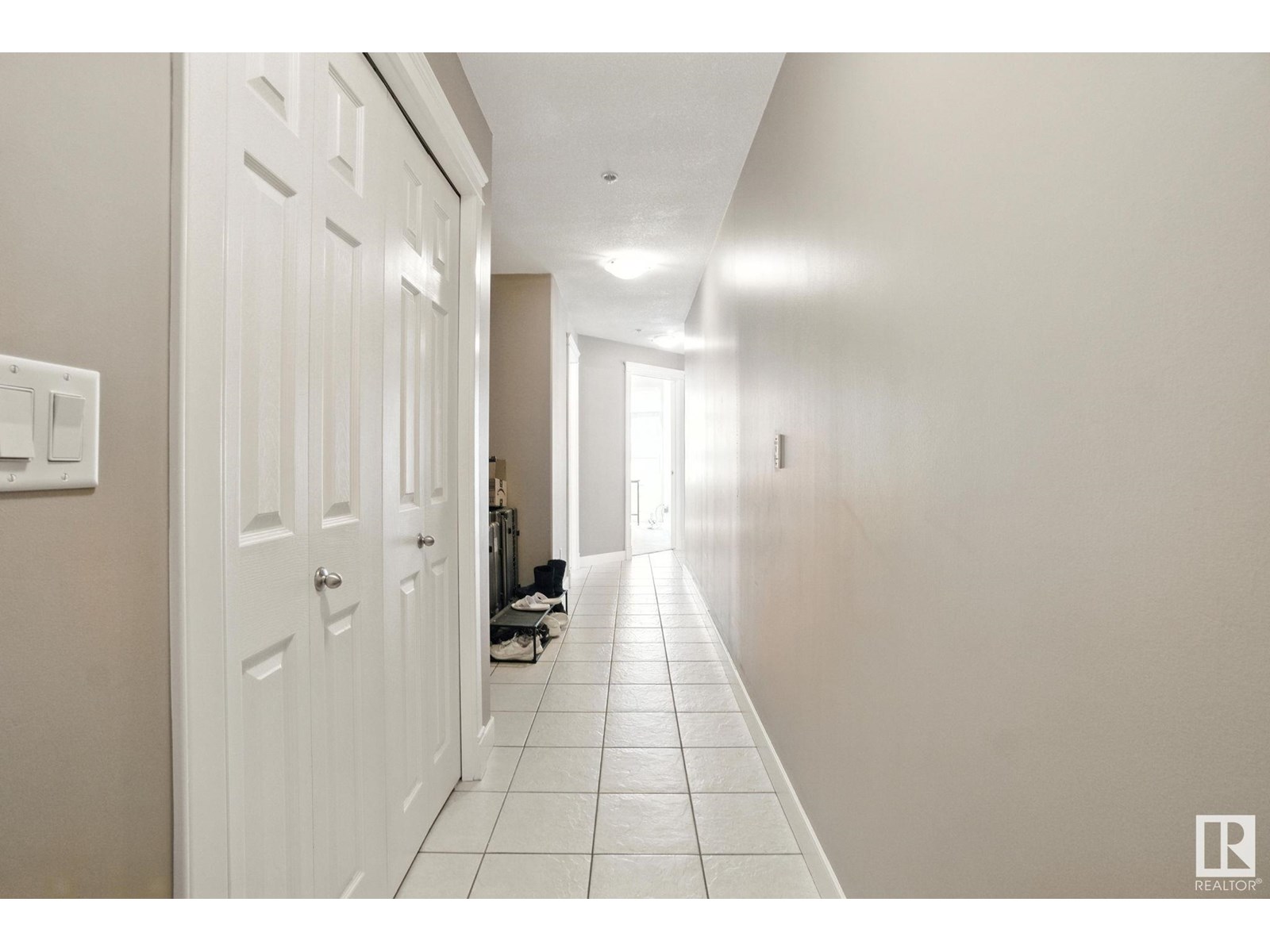 #1008 9939 109 ST NW