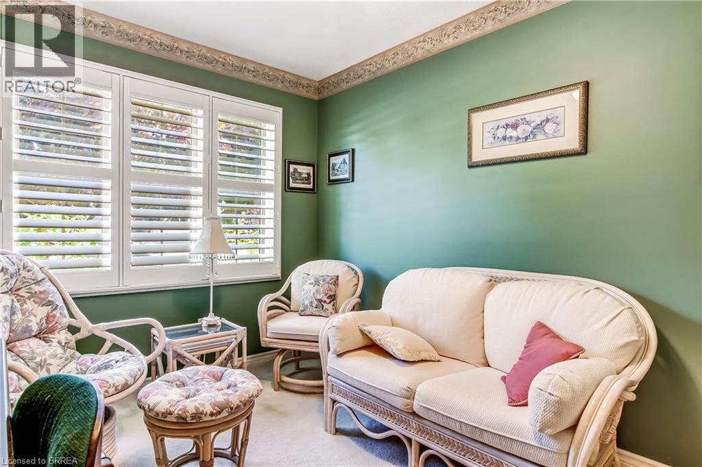 19 HANLON Place Unit# 54