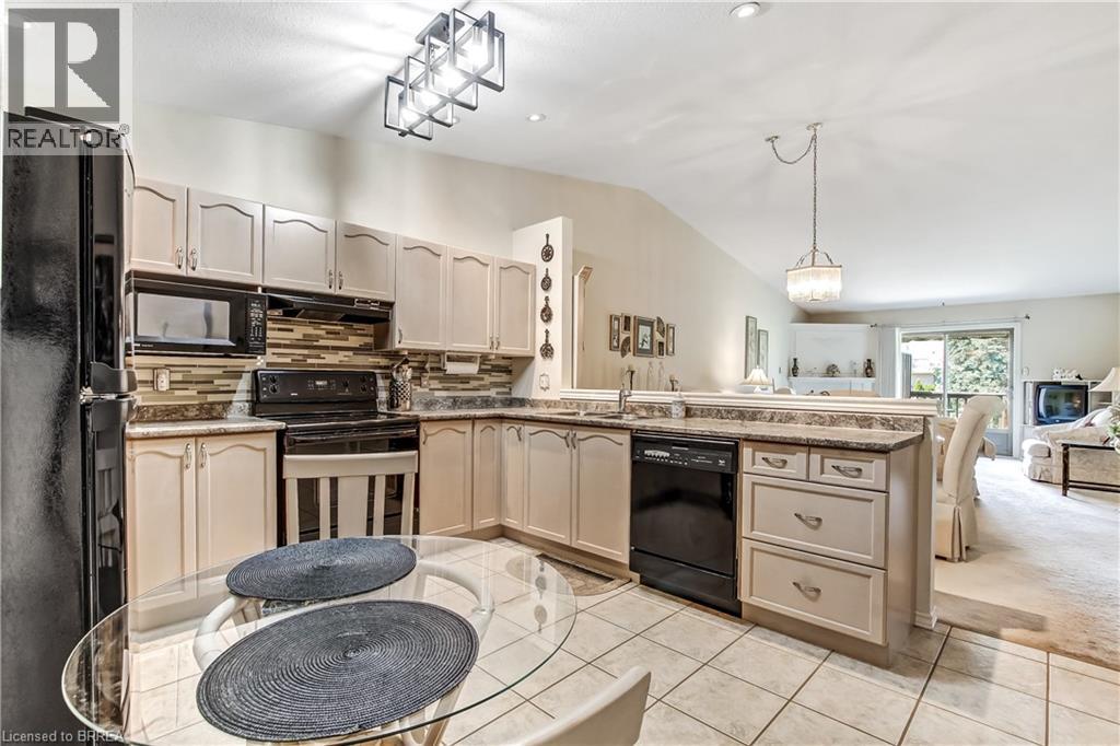 19 HANLON Place Unit# 54