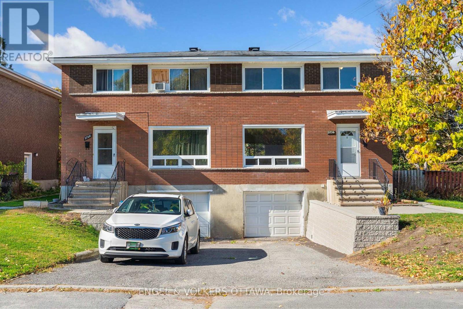 2726-2728 COLMAN STREET