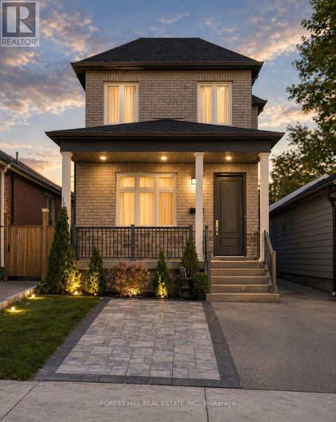 611 NORTHCLIFFE BOULEVARD Toronto (Oakwood Village) ON M6E3L8
