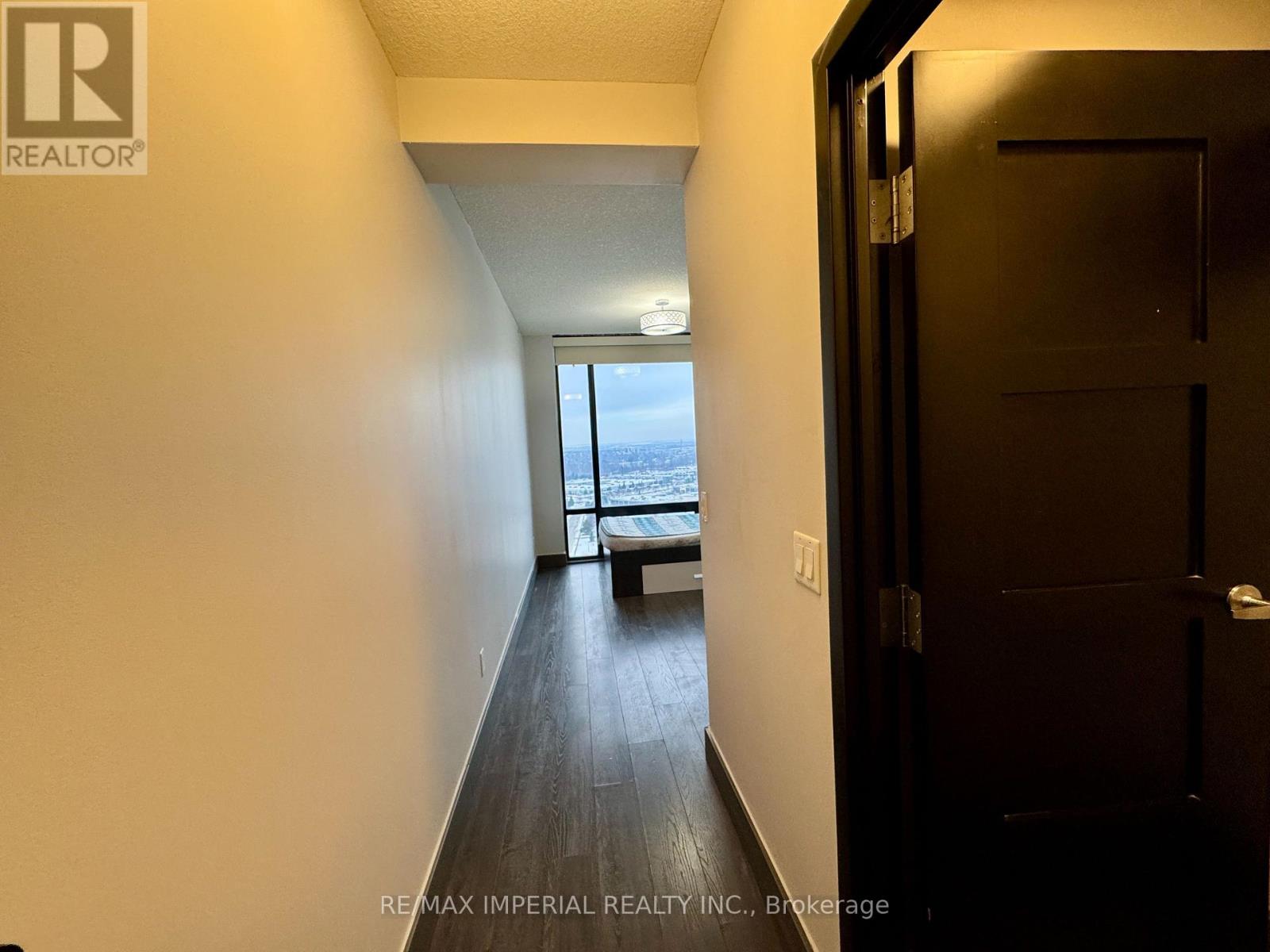 N2704 - 330 PHILLIP STREET