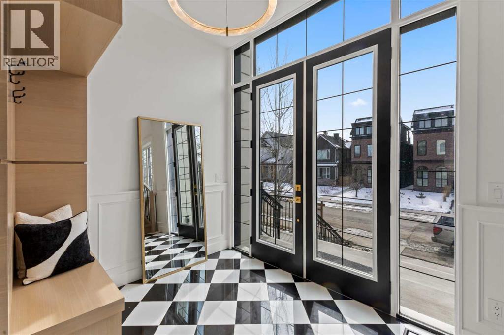 1910 Broadview Road NW