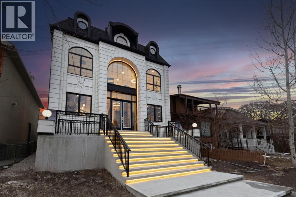 1910 Broadview Road NW