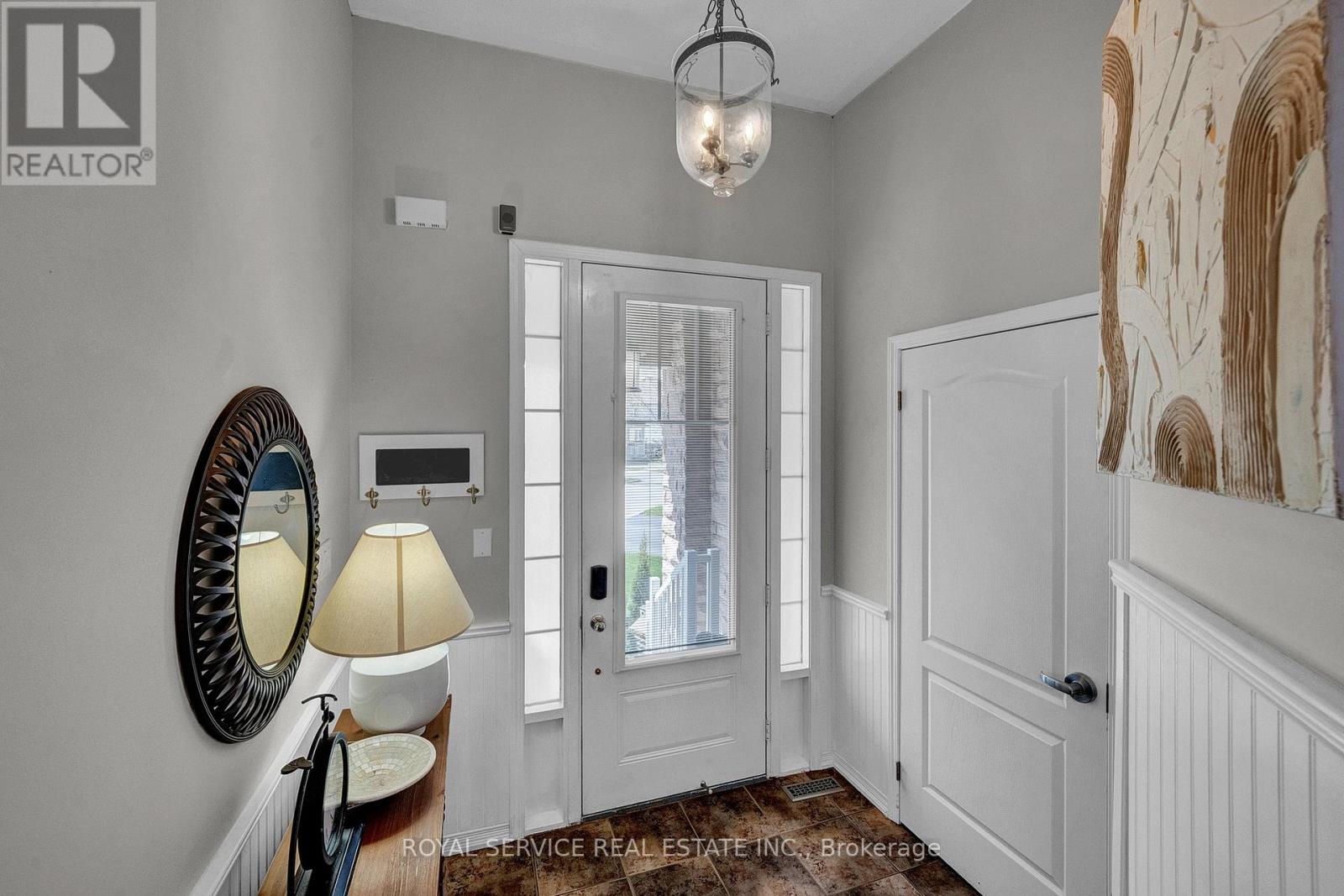 35 ALLDREAD CRESCENT