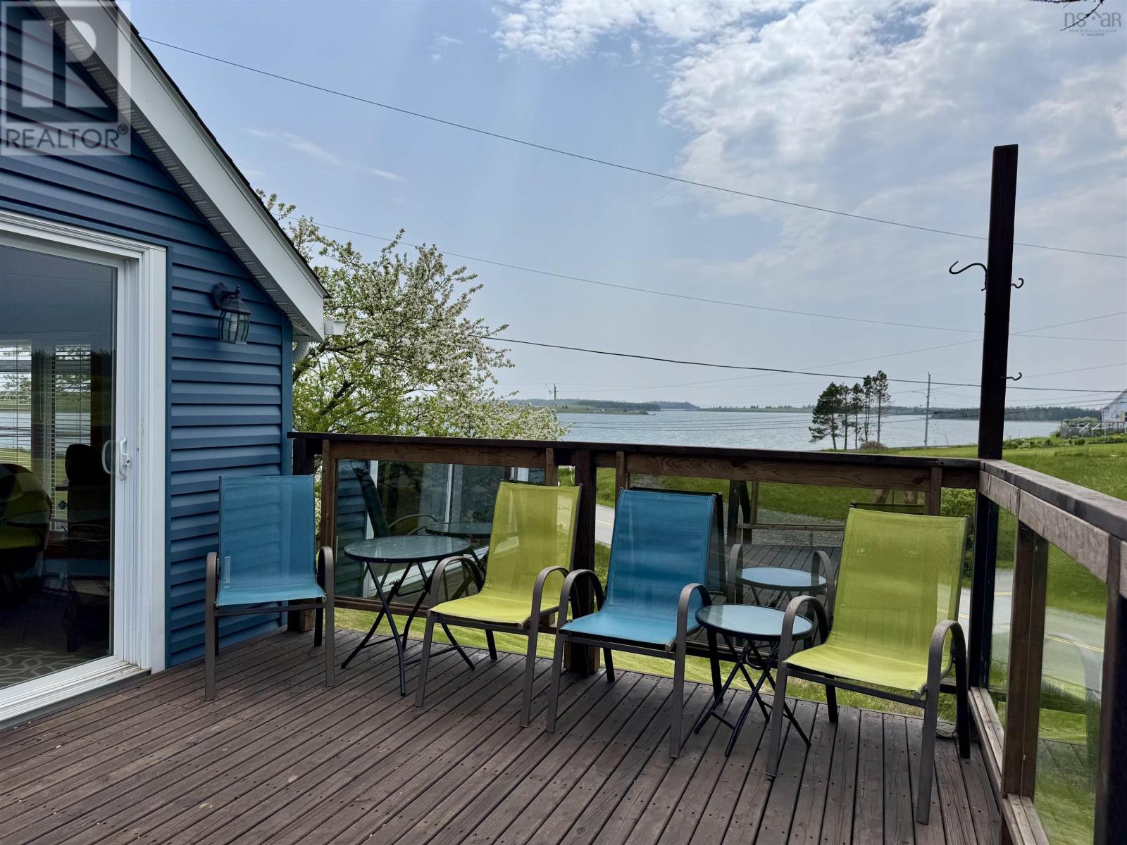 22 Janvrin Harbour Rd.