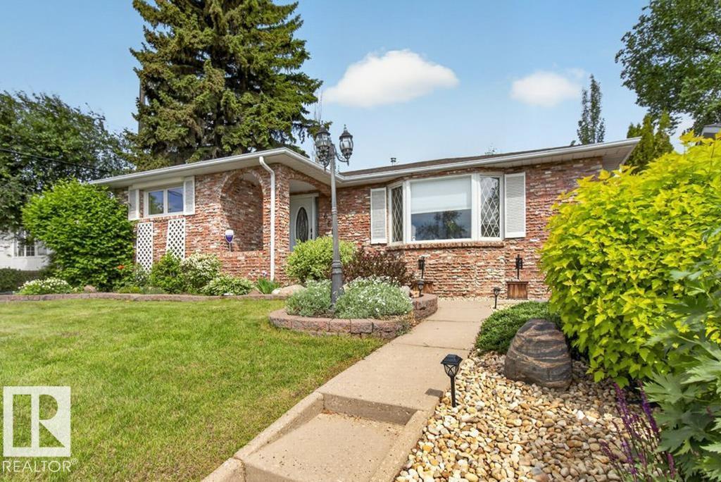 6616 95 AV NW