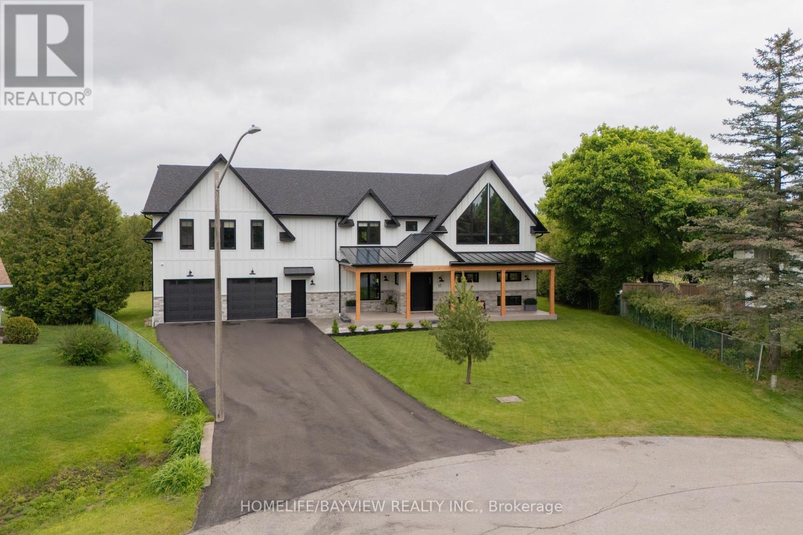 17 JASMINE CRESCENT